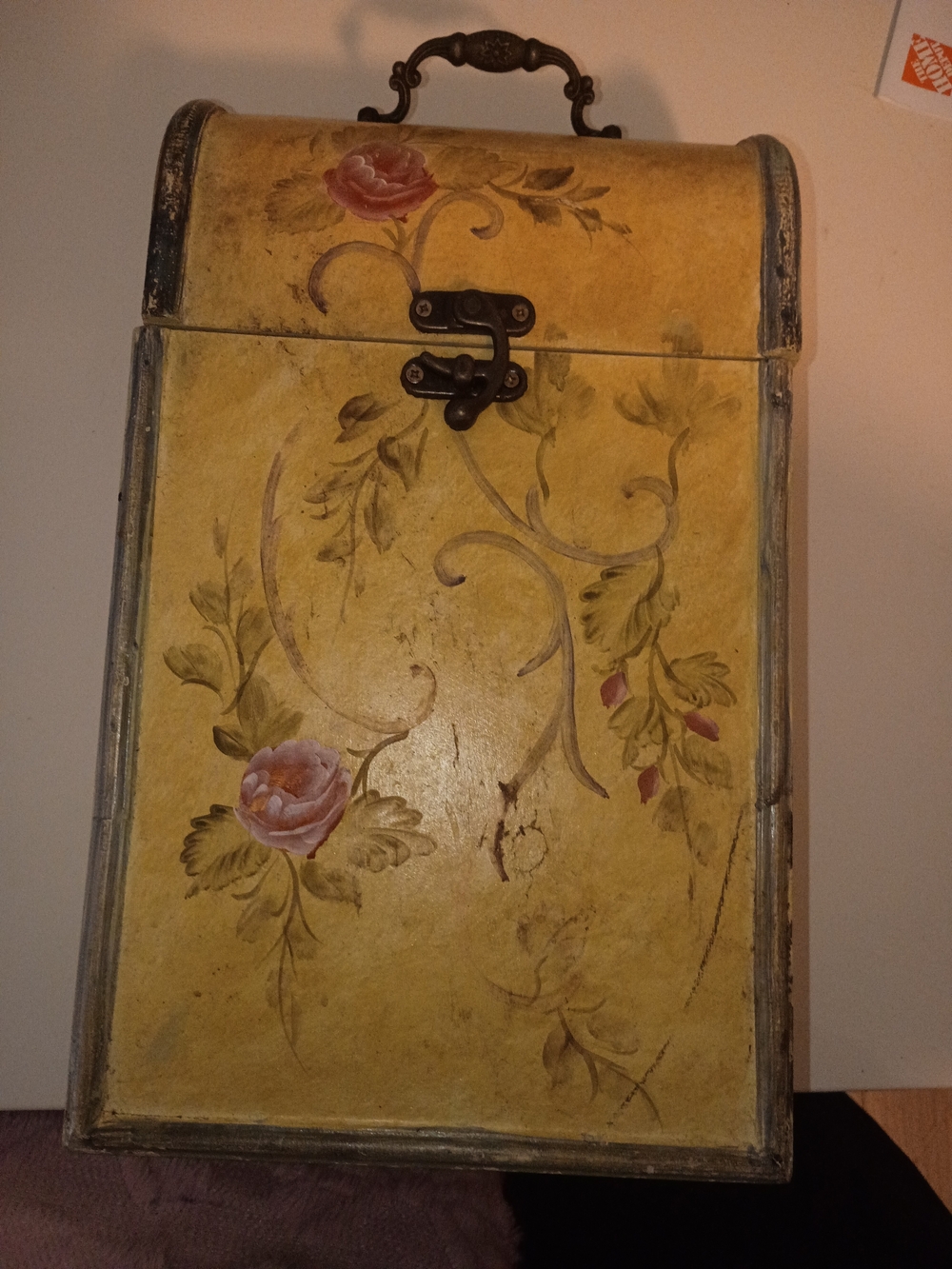 Vintage-Style Yellow Floral Wall Decor Box with Pink Rose Accents